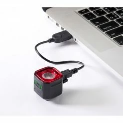 Eclairage Vélo Arrière Giant Recon TL 100 Lumens -VTT marches eclairage velo arriere giant recon tl 100 lumens usb rechargeable 1