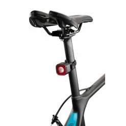 Eclairage Vélo Arrière Giant Recon TL 100 Lumens -VTT marches eclairage velo arriere giant recon tl 100 lumens visuel 1